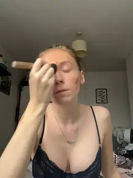 Keriacat  online show from 02.06.26