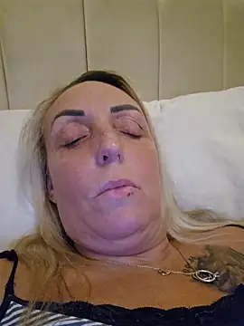 theblondecocklover online show from 02.24.26