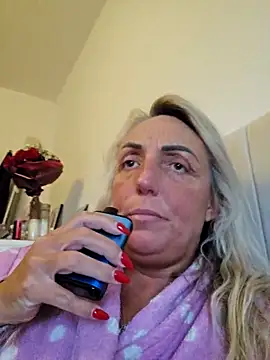 theblondecocklover online show from 05.18.26