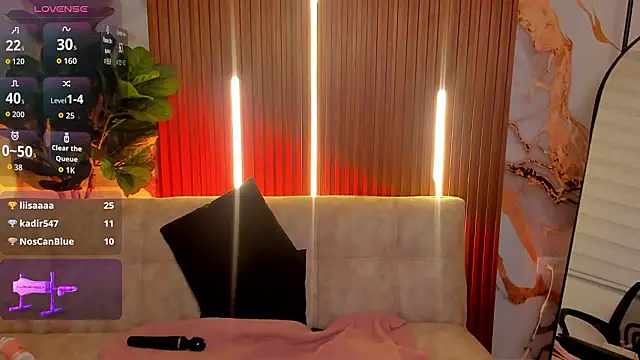 Nickie reed  online show from 03.08.26