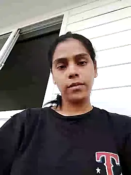 Snapshot of Emily_hot26 chatting on 12.20.25 Emily hot26 online show from 12.20.25