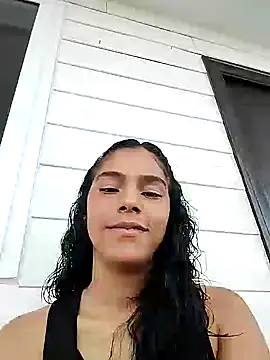 Snapshot of Emily_hot26 chatting on 01.11.26 Emily hot26 online show from 01.11.26