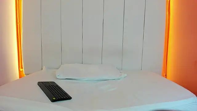 Snapshot of Sunny_OS chatting on 02.07.26 Sunny OS online show from 02.07.26