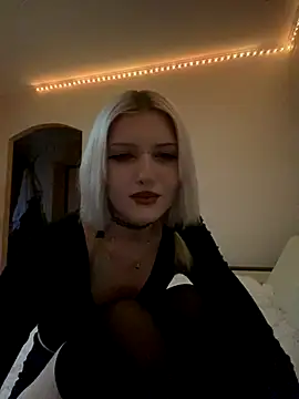 kris tinika online show from 12.19.25