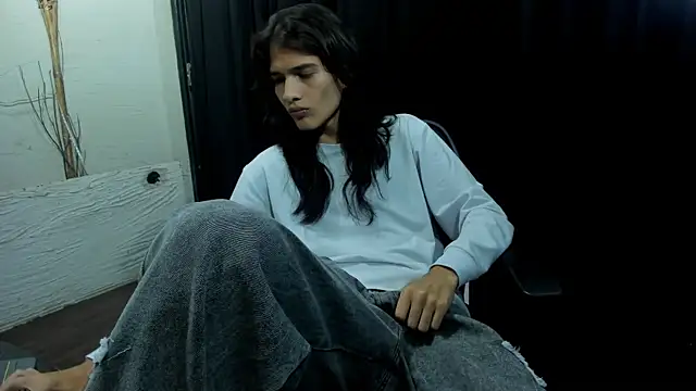 StarCrow19 online show from 12.18.25