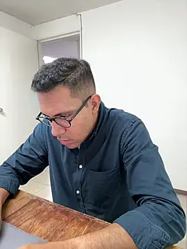 AdrianGarcia89 online show from 06.04.26