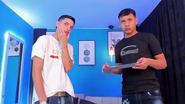 Snapshot of Oficial_KingOfHeavens chatting on 03.30.26 Oficial KingOfHeavens online show from 03.30.26