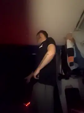 UnhappyDawn773 online show from 04.15.26