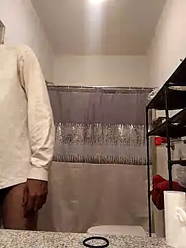 Snapshot of AverageAnt_ chatting on 02.08.26 AverageAnt online show from 02.08.26