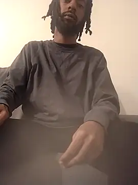 Snapshot of AverageAnt_ chatting on 02.26.26 AverageAnt online show from 02.26.26