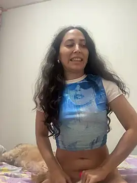 LatinDoll8 online show from 05.21.26
