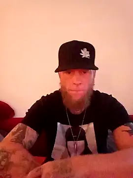 Snapshot of TEASER666 chatting on 12.17.25 TEASER666 online show from 12.17.25