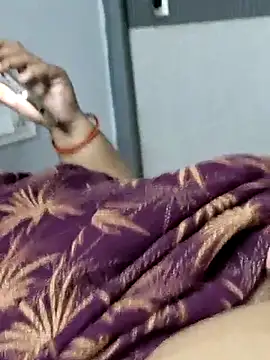 Snapshot of Telugumistress chatting on 02.01.26 Telugumistress online show from 02.01.26