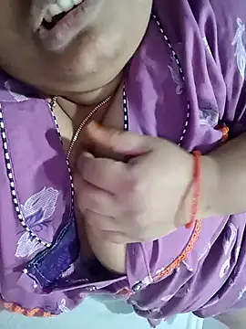 Snapshot of Telugumistress chatting on 02.15.26 Telugumistress online show from 02.15.26