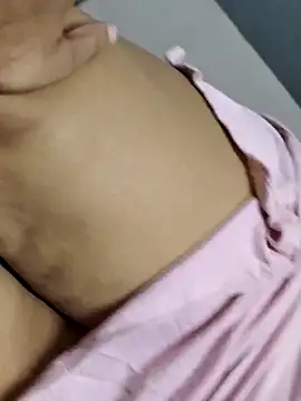 Snapshot of Telugumistress chatting on 02.17.26 Telugumistress online show from 02.17.26