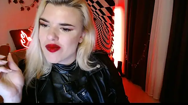 Snapshot of Ariana_Saint chatting on 02.20.26 Ariana Saint online show from 02.20.26