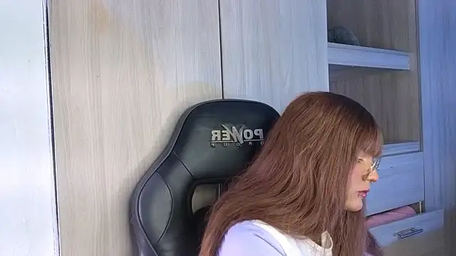 Snapshot of tiffanyy_777 chatting on 03.28.26 tiffanyy 777 online show from 03.28.26