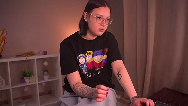 Snapshot of DeloresRamos chatting on 12.18.25 DeloresRamos online show from 12.18.25