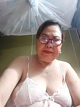 Snapshot of cuncon7700 chatting on 03.15.26 cuncon7700 online show from 03.15.26