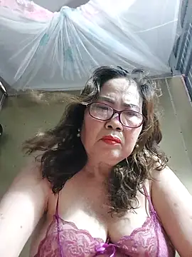 Snapshot of cuncon7700 chatting on 04.15.26 cuncon7700 online show from 04.15.26