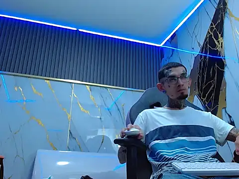 Boy tatto77 online show from 04.27.26