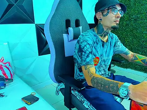 Boy tatto77 online show from 07.23.26