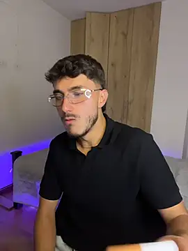 LIAM COLT online show from 04.19.26