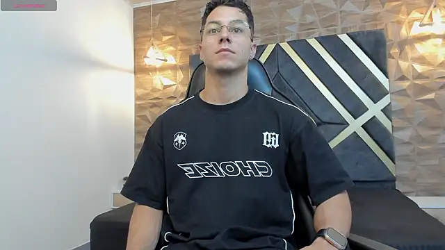 Noah Clarkk online show from 02.22.26