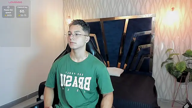 Noah Clarkk online show from 03.31.26