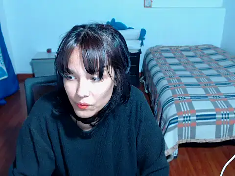 Snapshot of gala133 chatting on 12.19.25 gala133 online show from 12.19.25