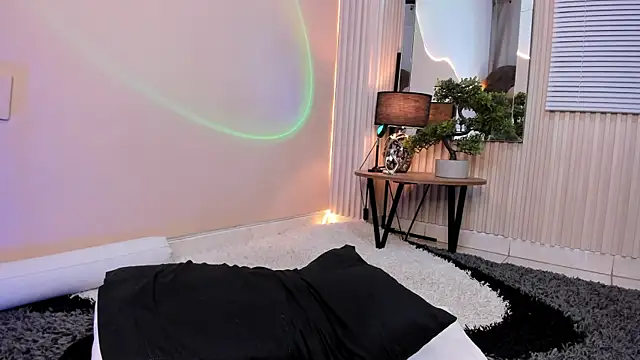 Thristan Leones online show from 03.06.26