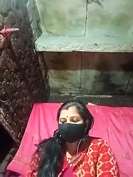 Snapshot of Bandna_thakur chatting on 12.21.25 Bandna thakur online show from 12.21.25