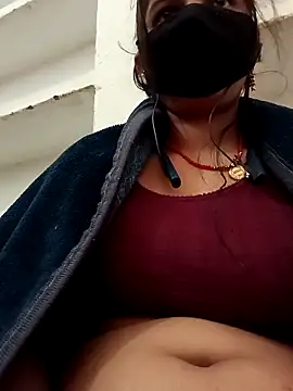 Snapshot of Bandna_thakur chatting on 02.21.26 Bandna thakur online show from 02.21.26