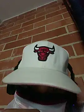 Snapshot of valentino2026 chatting on 12.18.25 valentino2026 online show from 12.18.25