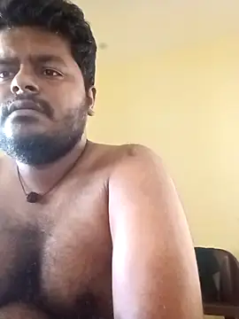 Snapshot of yourwellman chatting on 03.25.26 yourwellman online show from 03.25.26