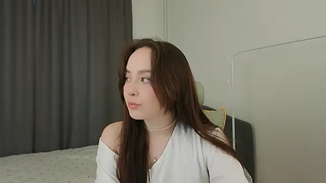 fallin lovee online show from 04.02.26