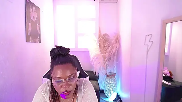 Snapshot of Maleja_diguran1 chatting on 12.18.25 Maleja diguran1 online show from 12.18.25