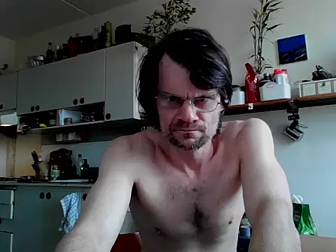 Snapshot of PM12345A chatting on 04.05.26 PM12345A online show from 04.05.26