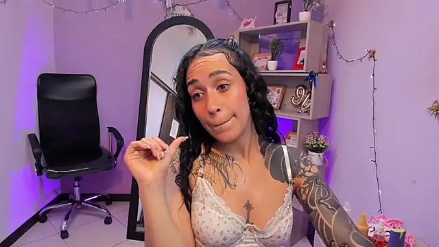 StaceyLeee online show from 02.07.26