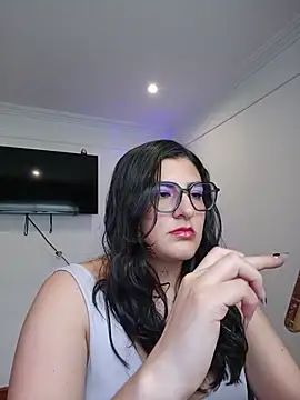 ahrianabluff online show from 02.19.26