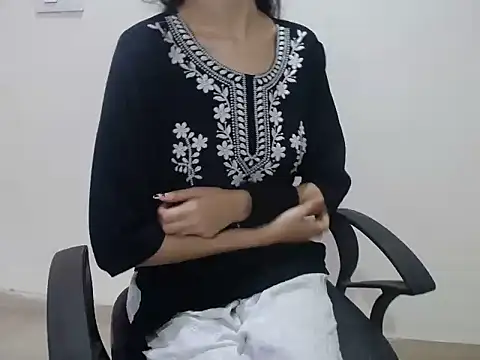 Farhana beautyfull online show from 04.08.26