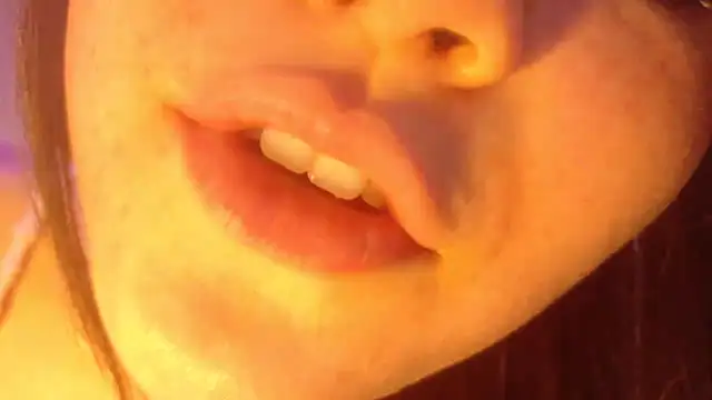 luvvivii online show from 02.02.26