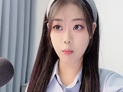 smalldaisy online show from 01.06.26