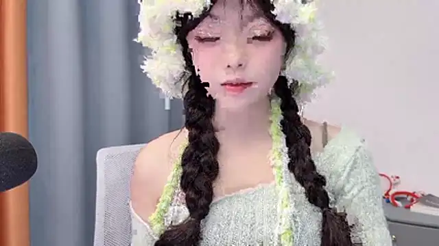 smalldaisy online show from 03.19.26