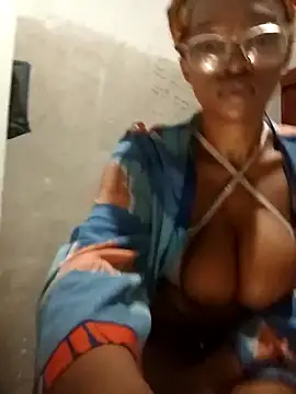 YammyChocTits online show from 01.31.26