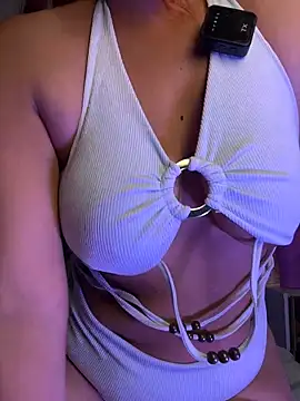 Violetta Moretti online show from 03.26.26