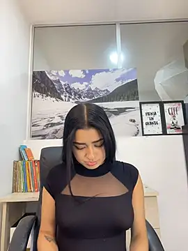 Snapshot of Emilyy05_ chatting on 07.19.26 Emilyy05 online show from 07.19.26