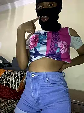 sheisking online show from 01.05.26