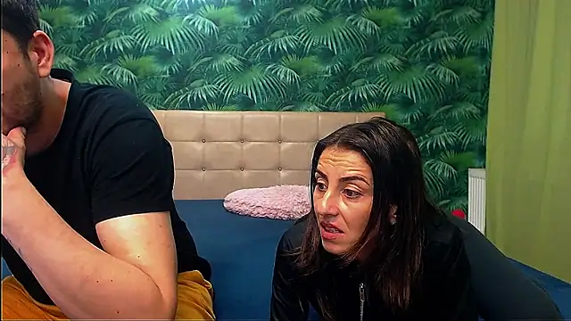 Snapshot of Stella_John chatting on 01.05.25 Stella John online show from 01.05.25