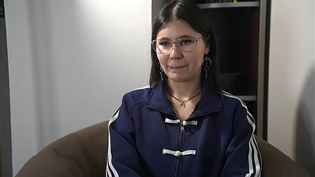 TienBobe online show from 12.21.25